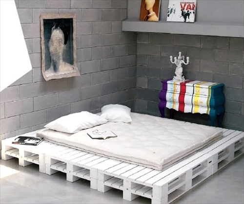 Pallet bed frame 31