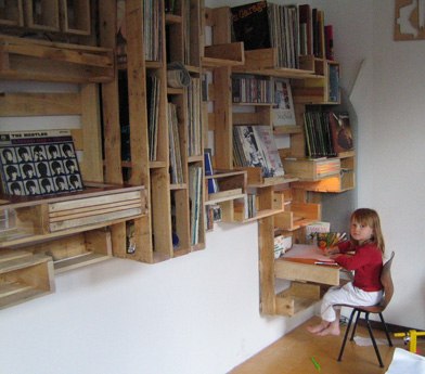 wouter_pallet_kids_desk