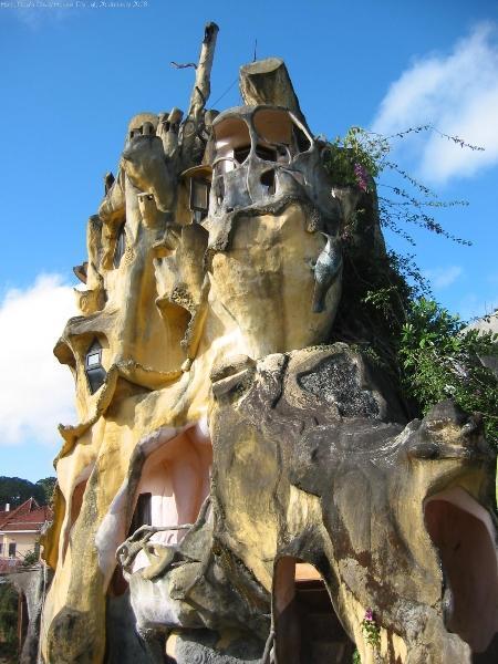 vietnam-crazy-house-28