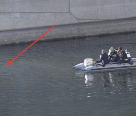 Šis Mazais Zēns Upē Pamanīja, Ko Aizdomīgu. Neviens Neticēja, Tam Ko Viņš Teica, Līdz Ieradās Policija!