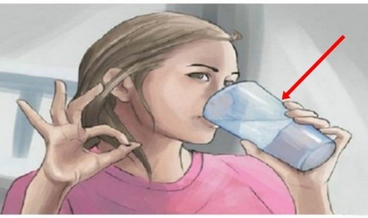 Pagatavo Un Iedzer Šo Maisījumu Pirms Miega – Iztīriet Savu Resno Zarnu No Toksīniem Un Bakterijām!