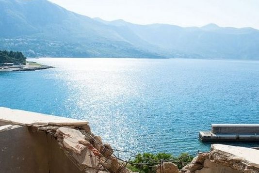 Šajā Nepārspējami Skaistajā Tropu Kūrortā Viesi Nav Bijuši Vairāk Kā 25 Gadus. Lūk Kāda Ir Baisā Patiesība!