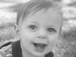 Šī Māte Publicēja Sava Dēla Fotogrāfiju Facebook. Pēc Nedēļas Zēns Vairs Nebija Starp Dzīvajiem…