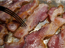 Kas tad mums šeit atklājas! Izrādās, ka lielās gaļas firmas mūs kārtīgi muļķo – bekons mūs visus iedzen slimībās un pat kapā!