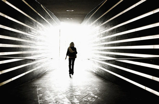 Dzīve pēc nāves: Akadēmiķiem un zinātniekiem ir šausminoši pierādījumi par pēcnāves dzīvi. Cilvēki tam nespēj noticēt!