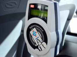 Tēvs ar dēlu izstrādā ļoti gudru shēmu, lai brauktu pa “zaķi” katru reizi Rīgas Sabiedriskajā – Tagad draud pat cietumsods!