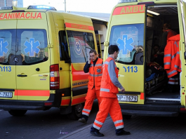 Sieviete cienījamos gados piedzīvo vienkārši pretīgu attieksmi slimnīcā, kā tā var atļauties darīt?