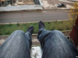 Jaunā un bīstamā spēlē pusaudžiem sociālajos tīklos “48 stundas.” Obligāti pabrīdiniet savus bērnus