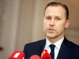 Vai tiešām viņš būs mūsu ministrs? Tiek atklāta Alda Gobzema slēptā dzīve