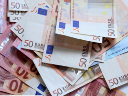 Ardievu skaidrai naudai? Valdība ir nolēmusi būtiski ierobežot norēķinus ar skaidru naudu – Cietēji būs visi