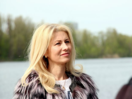 Ušakova sieva – 8 Gadus iekārtota kā konsultatne Rīgas Ūdenī, saņem milzīgu algu, bet neviens viņu darbā nav redzējis