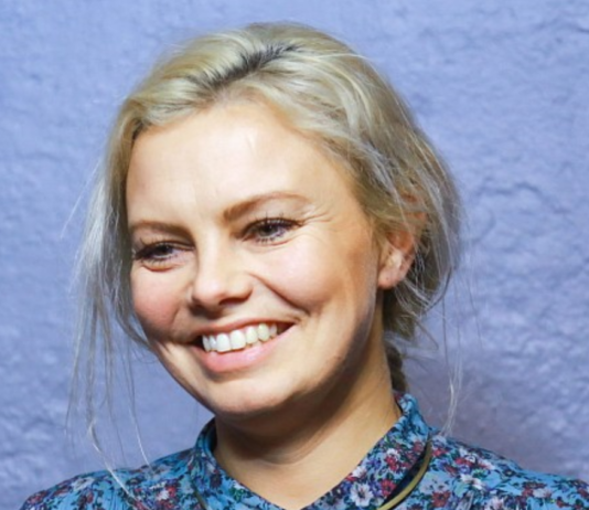 Linda Leen jau atkal pārsteigusi visus savus fanus ar savu jauno izskatu!