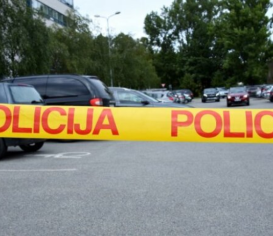 Vienkārši prātam neaptverams atradums pie Lielveikala – Policija rīkojusies nekavejoties