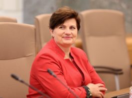 Viņķele beidzot ir izteikusies, ka ierobežojumi vajadzības gadījumā tiks ieviesti pakāpeniski