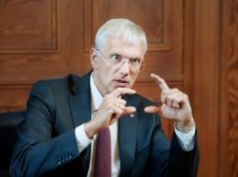 Kariņš nāk klajā ar svarīgu paziņojumu tautai saistībā ar vakcinēšanos