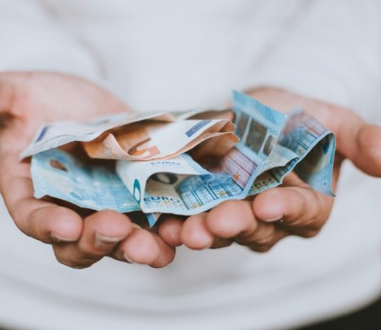 Ģimenes ar bērniem saņems krietni milzīgākus ģimenes pabalstus – Uzzini, cik saņemsi Tu!