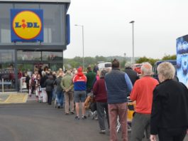“LIDL” veikali nākuši klajā ar pēkšņu, bet ļoti svarīgu paziņojumu pilnīgi visiem veikala apmeklētājiem