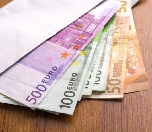 Nupat panāktas pirmās vienošanās par minimālās algas celšanu! Lūk, cik liela tā varētu būt jau 2023. gadā!