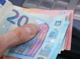 Beidzot atklāj, cik milzīga no 2023. gada sākuma būs jaunā minimālā alga! Cilvēki vairāk nekā pārsteigti!